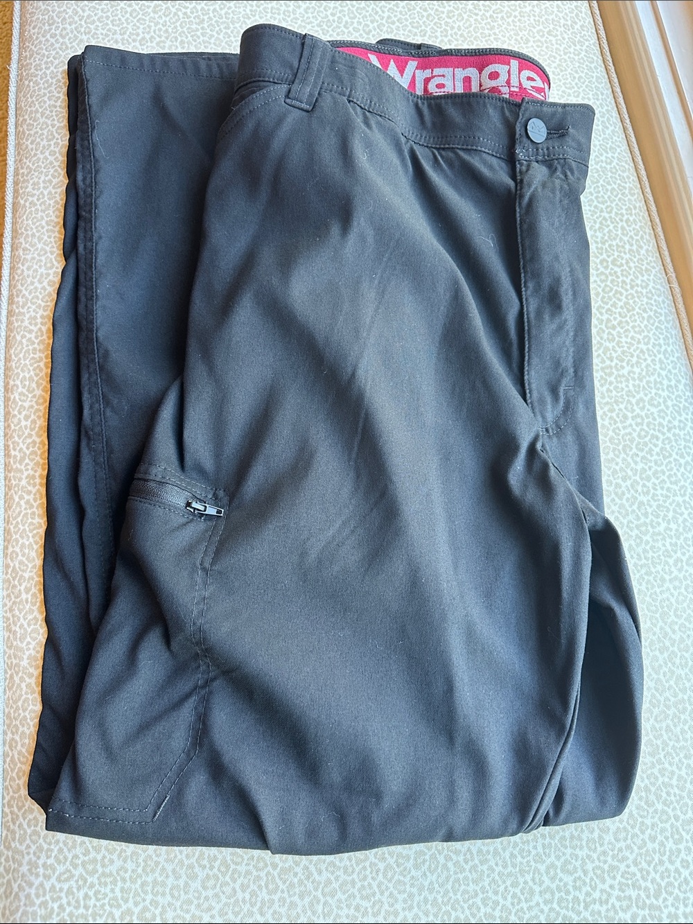 Wrangler Men's Black Terrain Gear Preformance Pants with Zip Pockets size 42x30